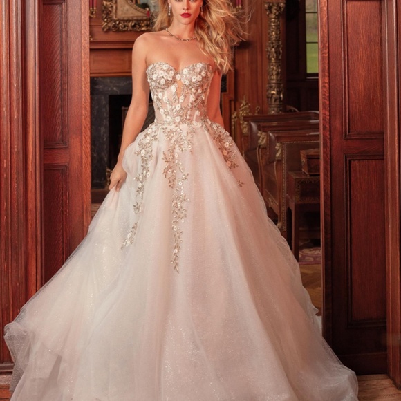 Galia Lahav Aelin Wedding Dress - Picture 5 of 10